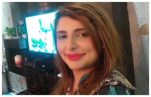 Female reporter dies after falling from the container during Long March