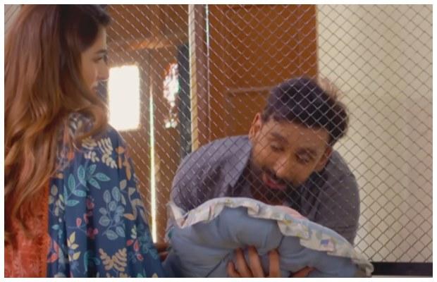 Tinkay Ka Sahara Episode-10 Review: Durriya visits Wasay in Jail with her baby girl