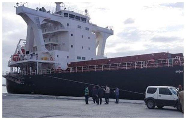 Two cargo ships carrying 300,000 tonnes of Russian wheat dock at Karachi port