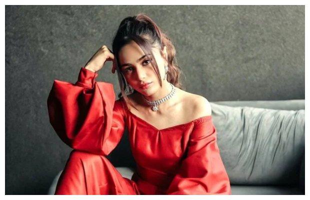 Aima Baig to feature at PSL 8 opening ceremony