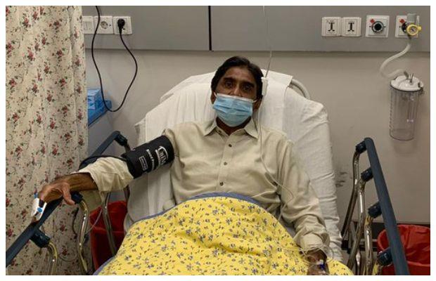 Cricket legend Javed Miandad admitted to hospital in Karachi