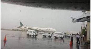 Rain disrupts flights at Karachi Airport, CAA issues alert