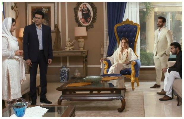 Tere Bin Episode-43 and 44 Review: Waqas takes a solid stand for Meerub like a true father!