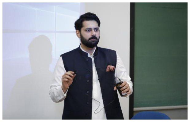 Jibran Nasir returns home, Police