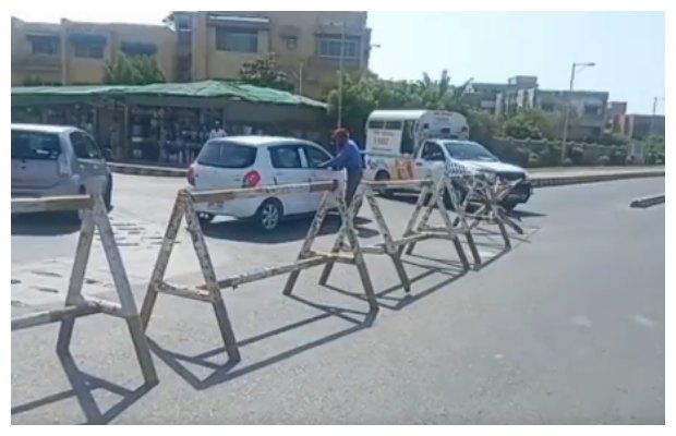 Cyclone Biparjoy Alert: Karachi’s Seaview Road blocked for traffic
