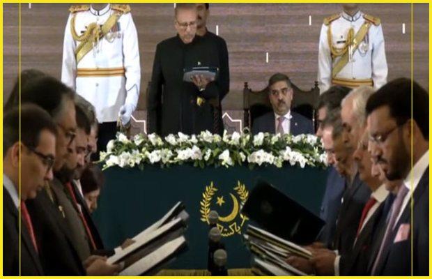 Caretaker Prime Minister Anwaar-ul-Haq Kakar’s cabinet sworn in