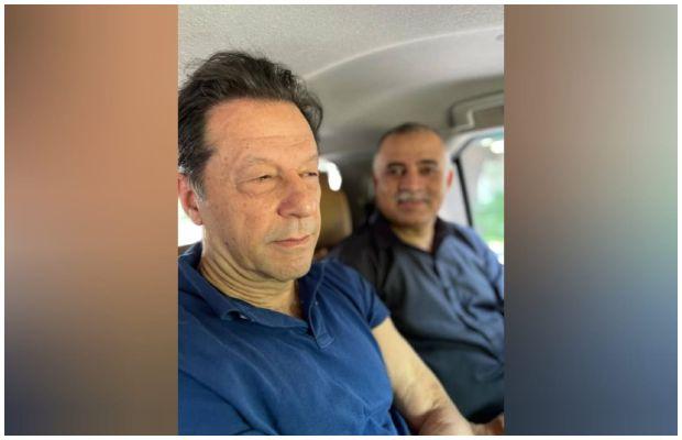 Imran Khan’s photograph clicked following his arrest surfaces online