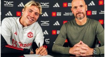 Manchester United completes £72m signing of striker Rasmus Hojlund from Atalanta