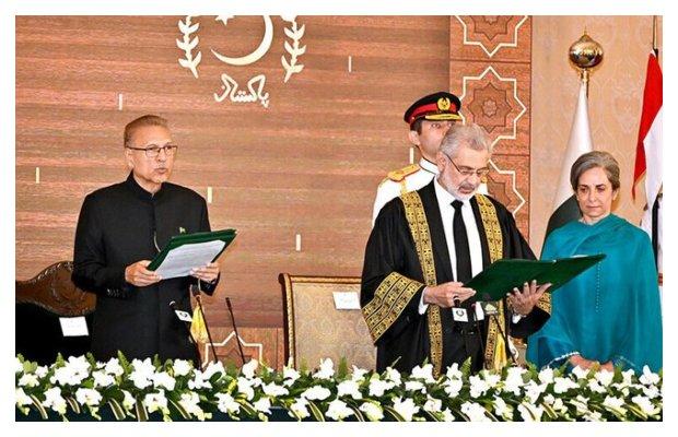 Justice Qazi Faez Isa sworn in as 29th Chief Justice of Pakistan