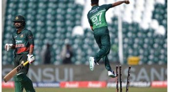 Pakistan pace attack rips through Bangladesh batting line-up, restricting it to 193 runs