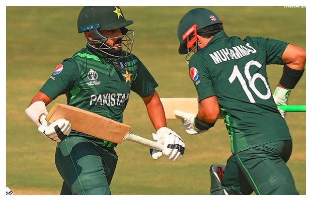 Pakistan bowled out for 286 runs against Netherlands