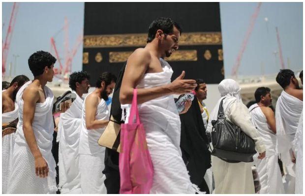 Govt reduces Hajj 2024 expenses by Rs100,000