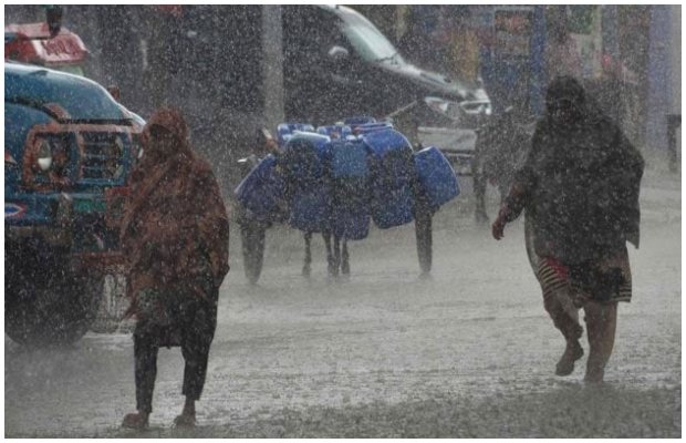 Rain emergency imposed in Karachi amid 1 March heavy rain prediction, half day for offices announced