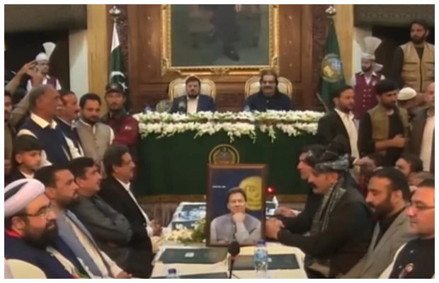 15-member Khyber Pakhtunkhwa’s cabinet takes oath