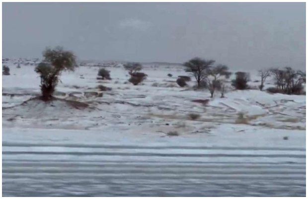 Afif desert in KSA receives rare snowfall