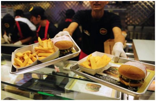 Karachi ranked the 4th friendliest city in the world for fast food workers