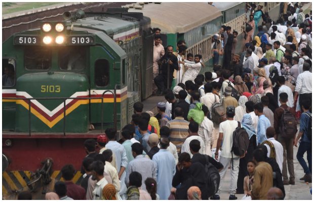 Pakistan Railways to run four special trains on Eid ul Fitr