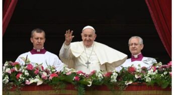 Pope Francis calls for an immediate ceasefire in Gaza in Easter address
