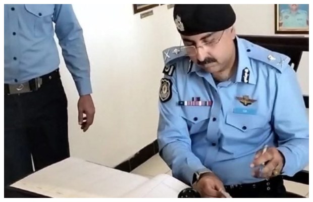 New IGP Islamabad assumes charge after 22 days of notification